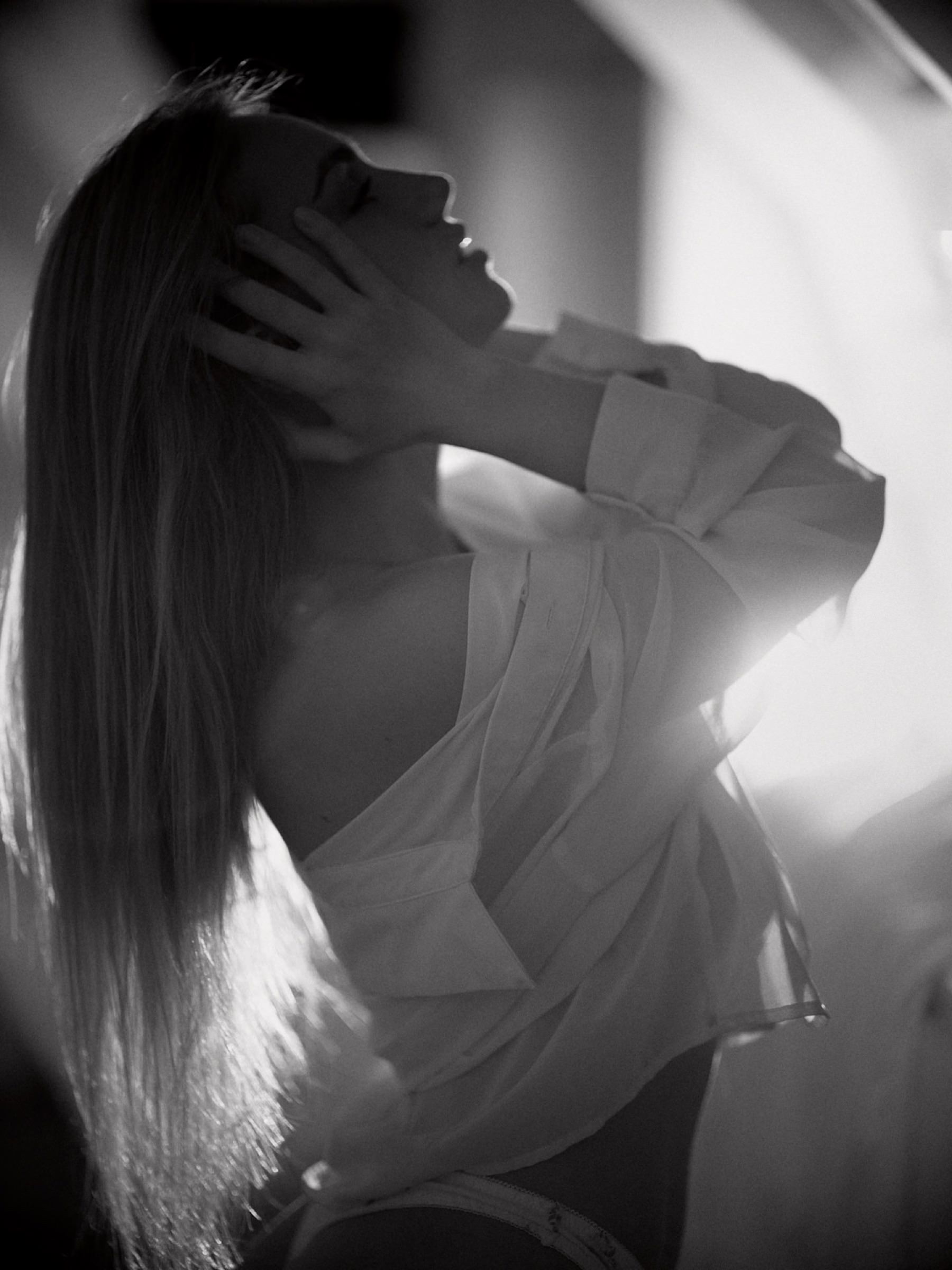 Anastasia black and white horizontal portrait