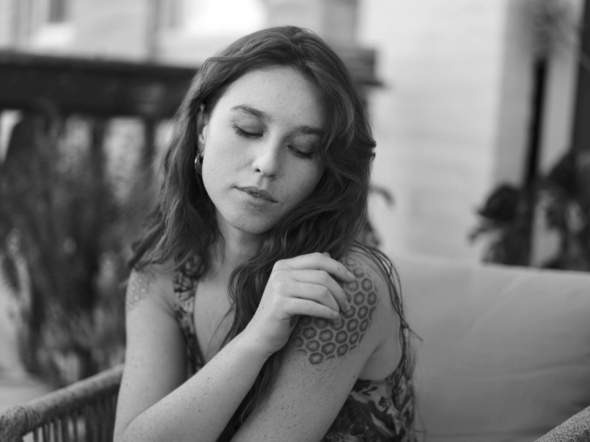Kisa editorial portrait in color