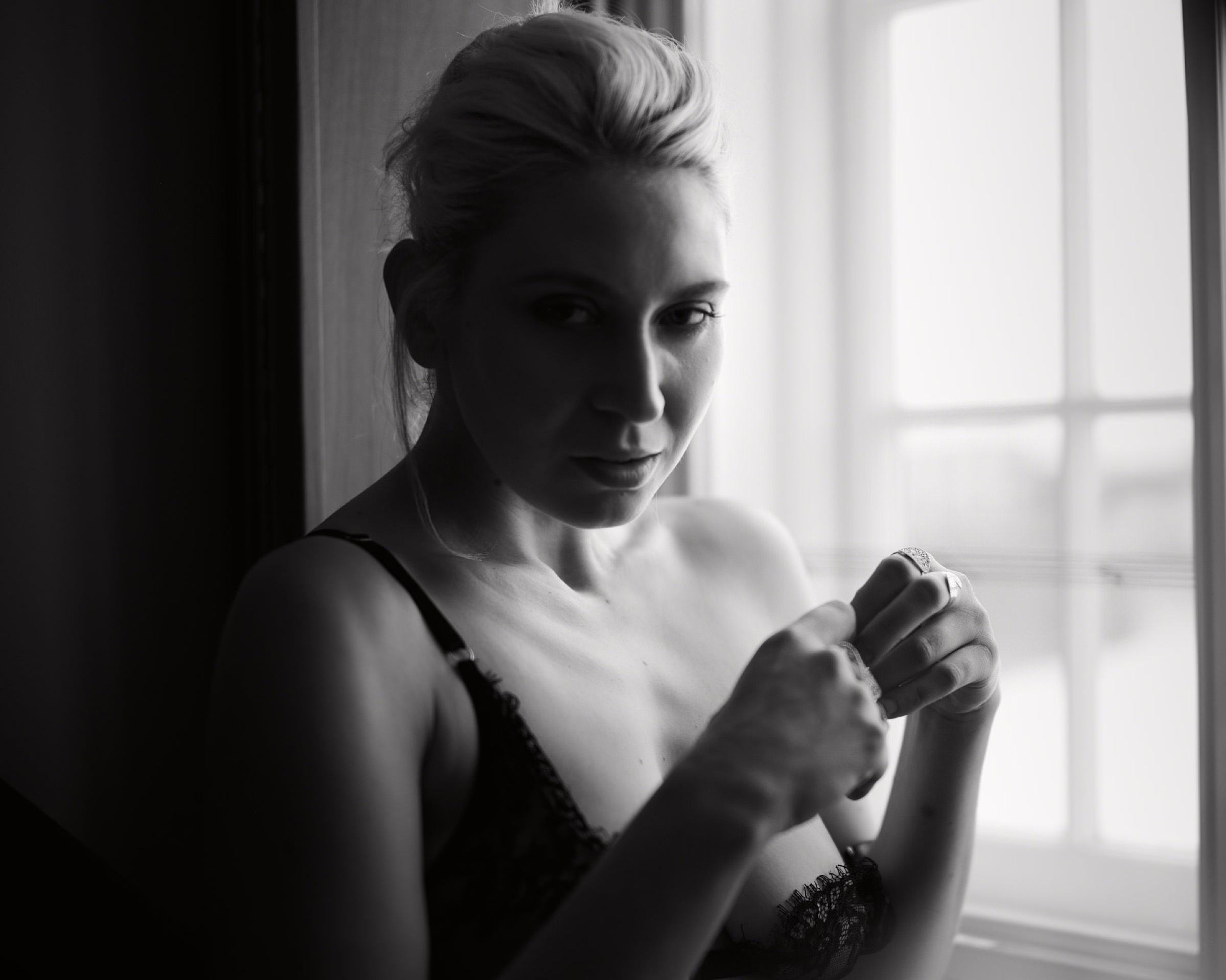 Melinda editorial portrait in color