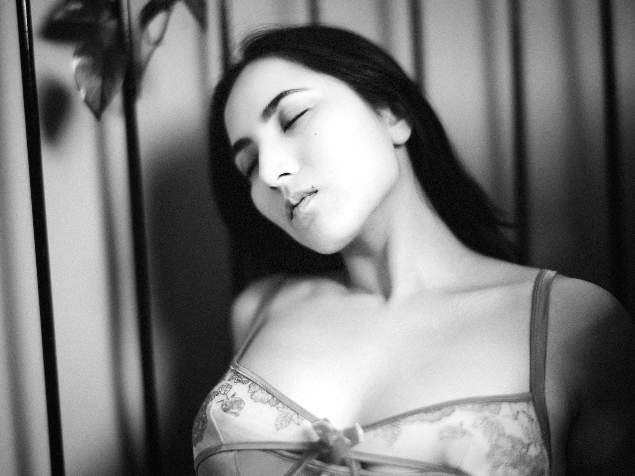 Seraphina horizontal portrait in black and white